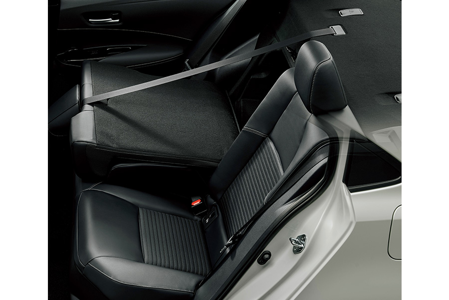 6:4 Foldable rear seat (Corolla)