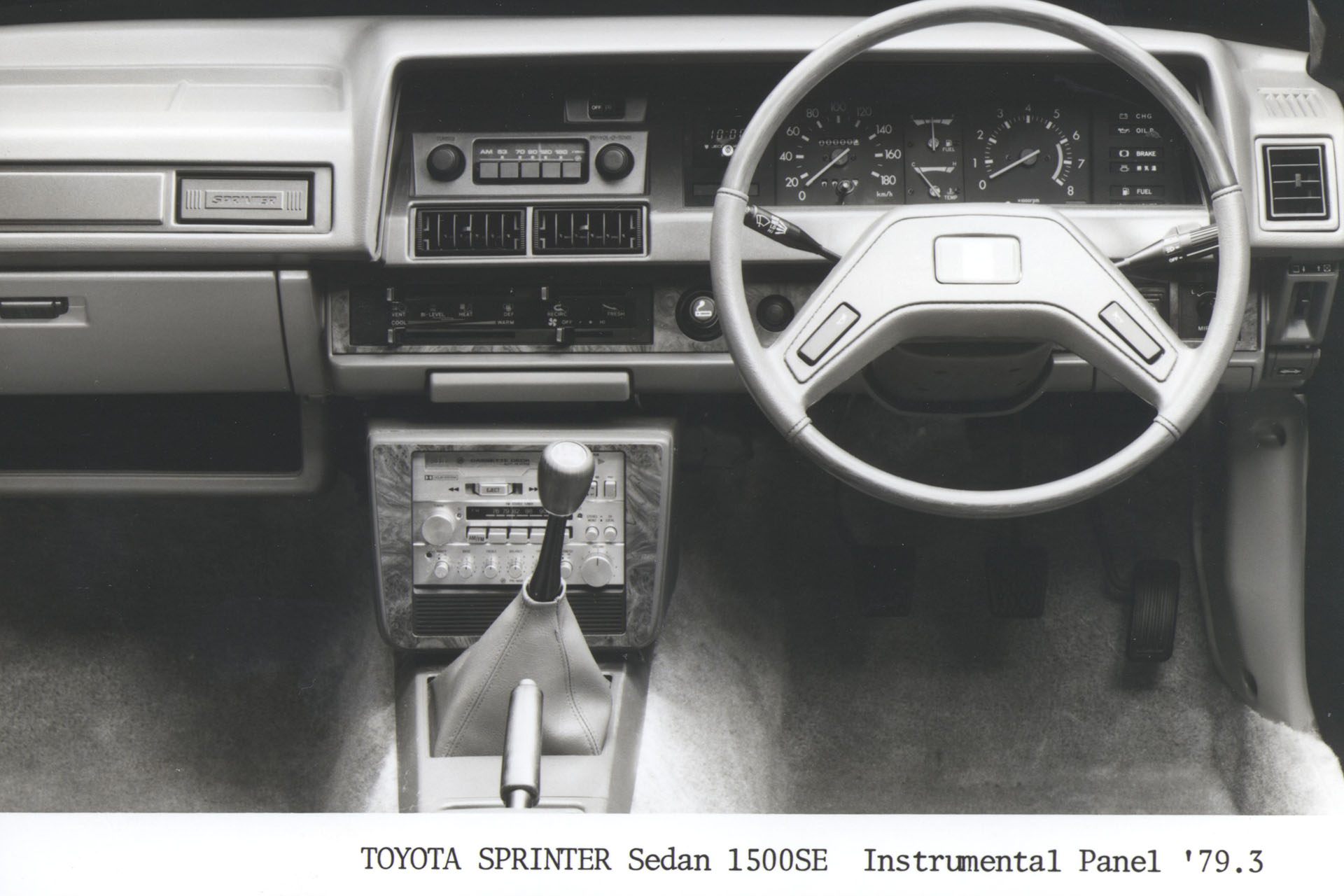 TOYOTA SPRINTER Sedan 1500SE Instrumental Panel
