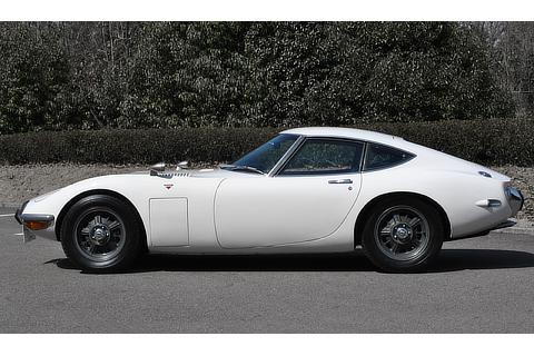 1967 2000GT