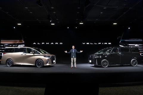 Simon Humphries, Field General Manager, Design Field, Vehicle Development Center, Chief Branding Officer