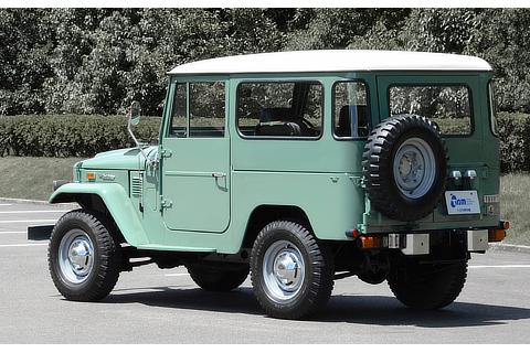 TOYOTA Land Cruiser (1974)