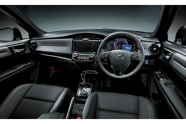 Corolla Fielder Hybrid G WxB(Black interior; options shown)